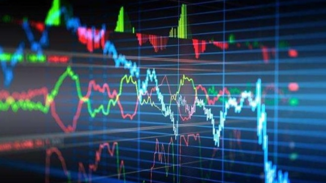 创业板指跌逾5% 沪指跌超1%热搜配图